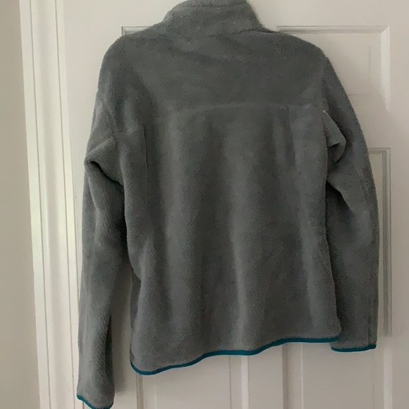 Patagonia Sweatshirt - Picture 2 of 3